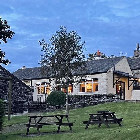 Cross Keys Inn Penrith Εξωτερικό φωτογραφία